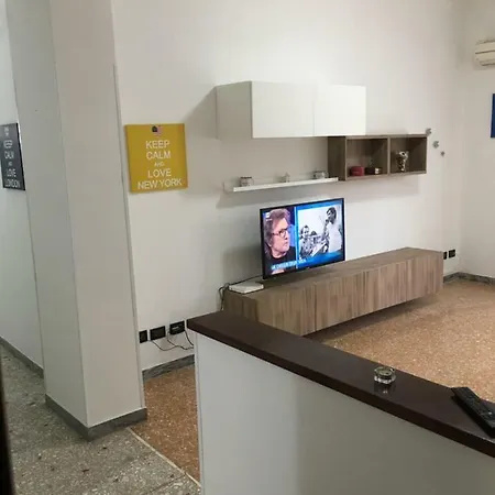 Marconi House רומא